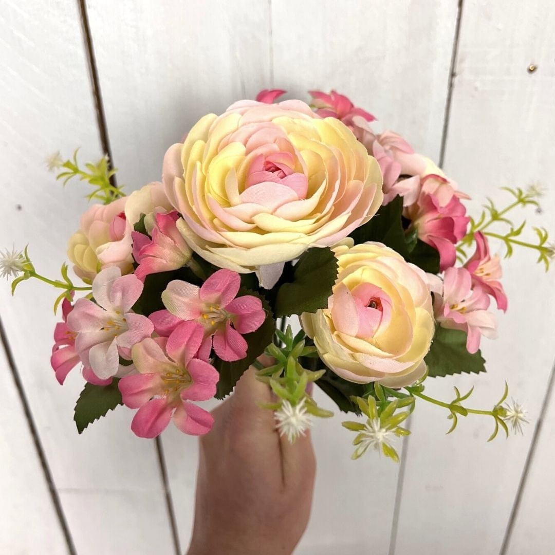 Mazzo di ranuncoli decorativi - Rosa